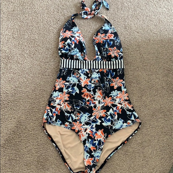 Tart swimsuit - Picture 2 of 6